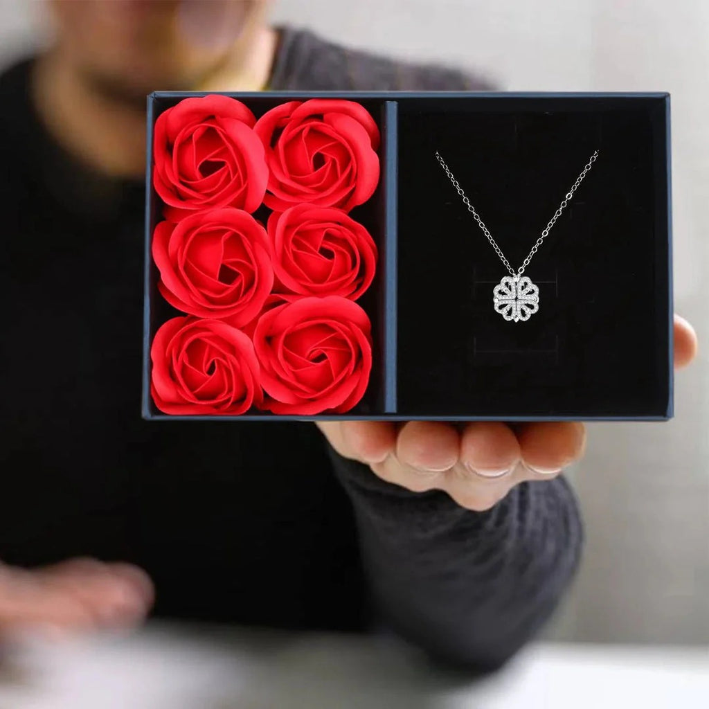 Clover Necklace + Rose Gift Box by Reuniq™